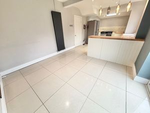 Knowle Close Great Sutton